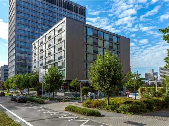 DoubleTree by Hilton Frankfurt Niederrad